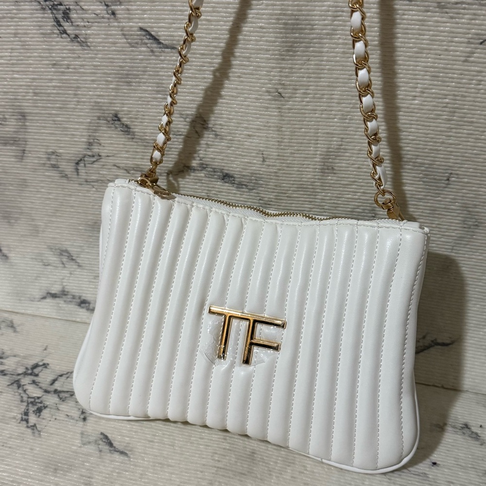 Tom Ford Beauty White Quilted Pouch / Shoulder Bag - Picture 3 of 12